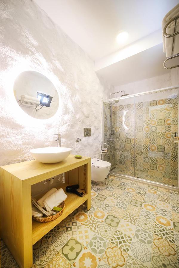 Huzurla Otel İzmir Exterior foto