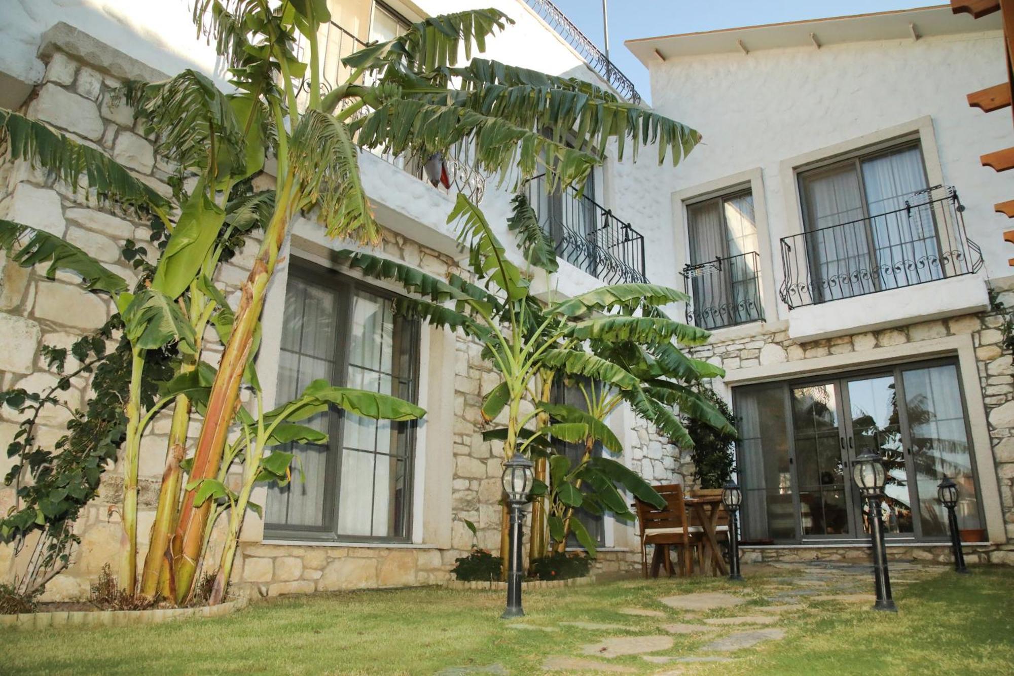 Huzurla Otel İzmir Exterior foto