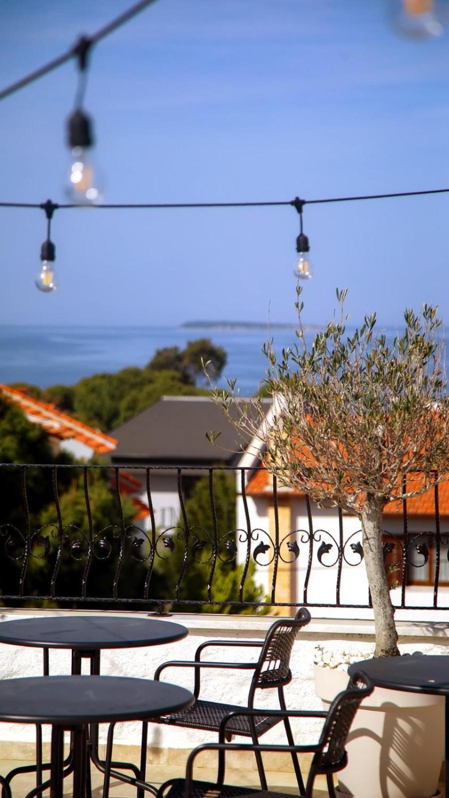 Huzurla Otel İzmir Exterior foto